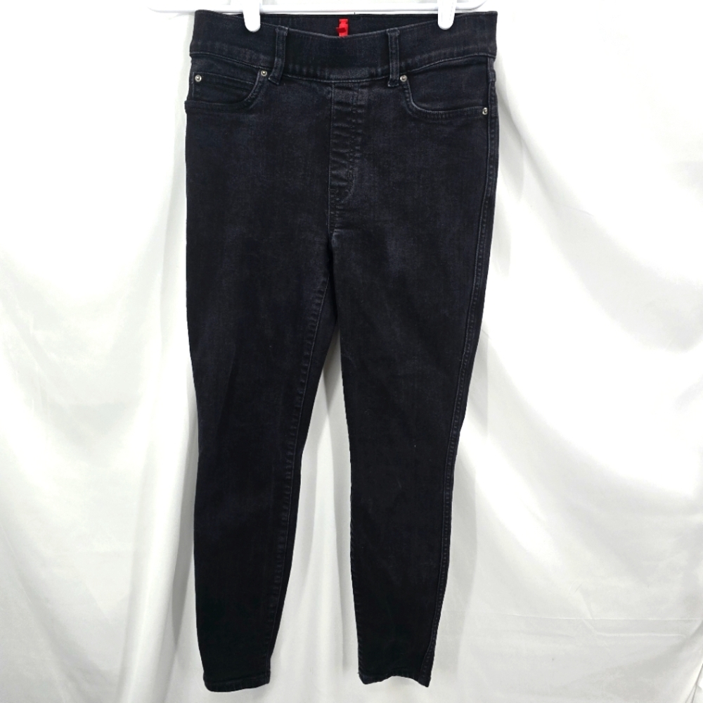 SPANX Black SpanxShape EveryWear Ankle Skinny Jeans Tapered Size Medium 20278R.‎